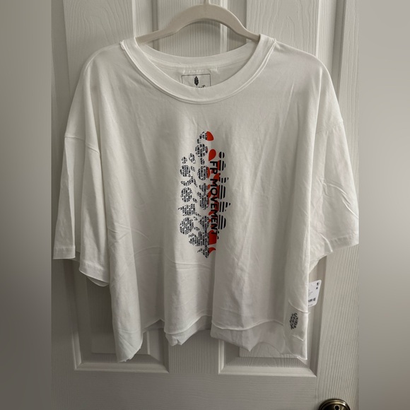 Free People Movement Inspire Buti Logo Tee NWT - Picture 3 of 14